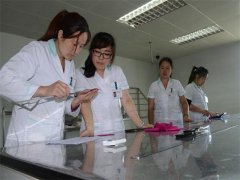 檢測(cè)中心技能大比武   水平促提升